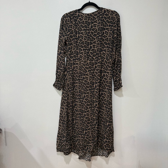 H&M | Leopard Wrap Midi Dress 6 - Picture 3 of 11